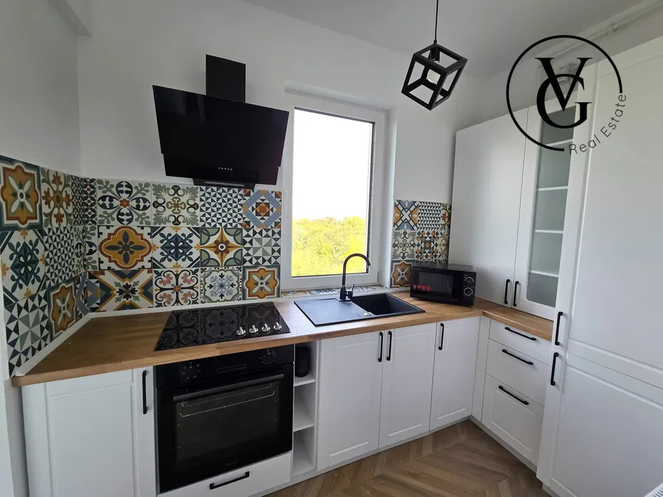 Apartament 2 camere si parcare -  Mamaia Sat