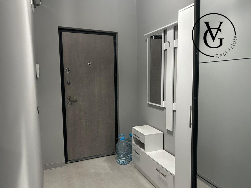 Apartament 2 camere cu parcare si vedere mare