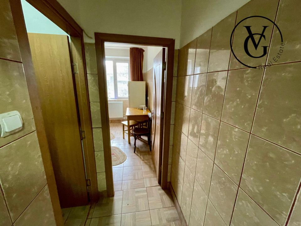 Apartament 2 camere + centrala si boxa la subsol - Central Constanta