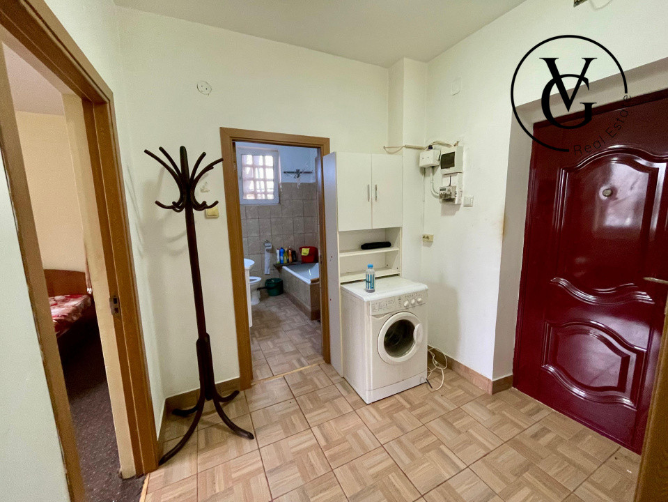 Apartament 2 camere + centrala si boxa la subsol - Central Constanta