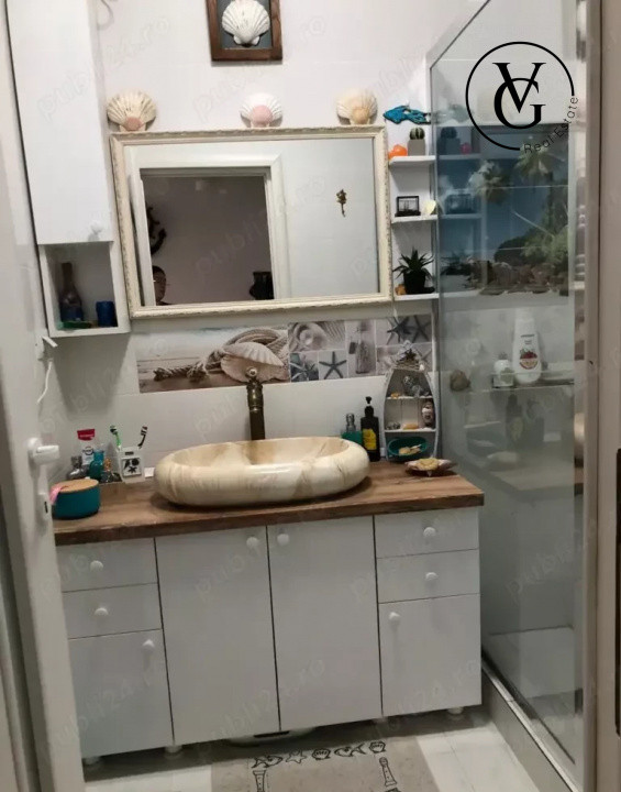 Apartament 2 camere cu parcare