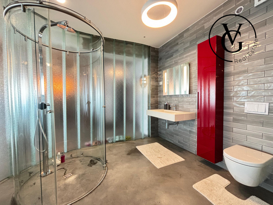 Apartament exclusivist 3 camere – vedere frontală la mare – prima linie – parca