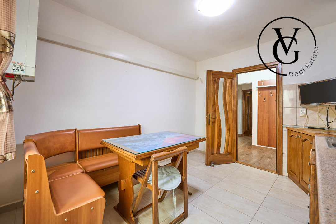 Apartament decomandat | 3 camere | zona Gara | luminos E-V