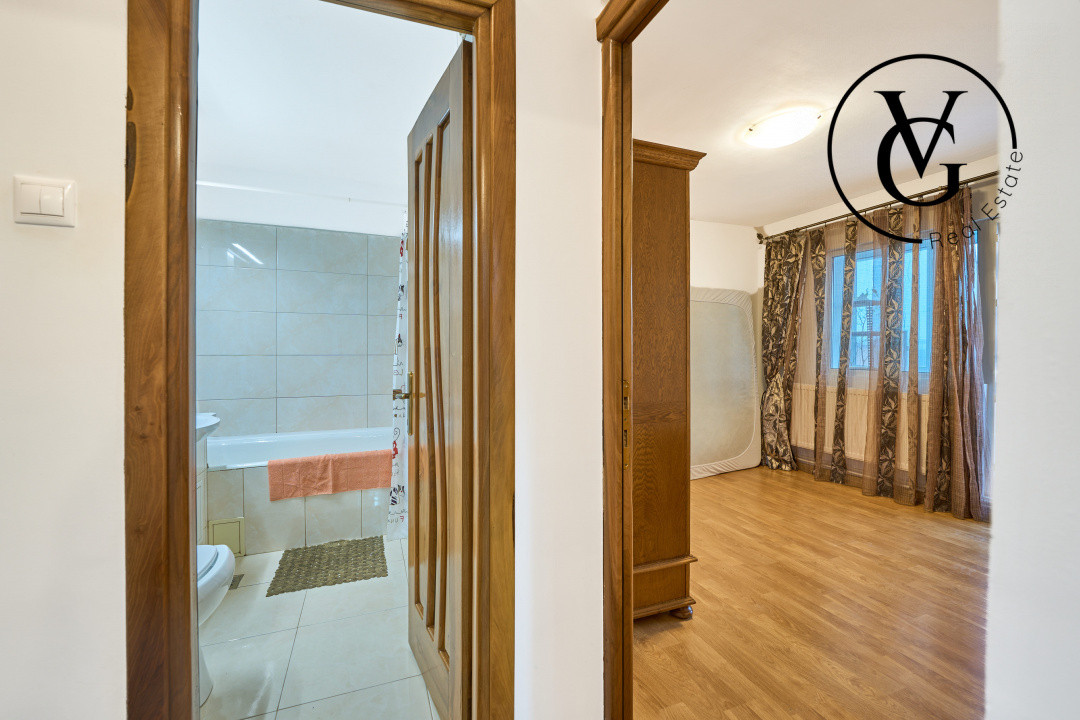 Apartament decomandat | 3 camere | zona Gara | luminos E-V