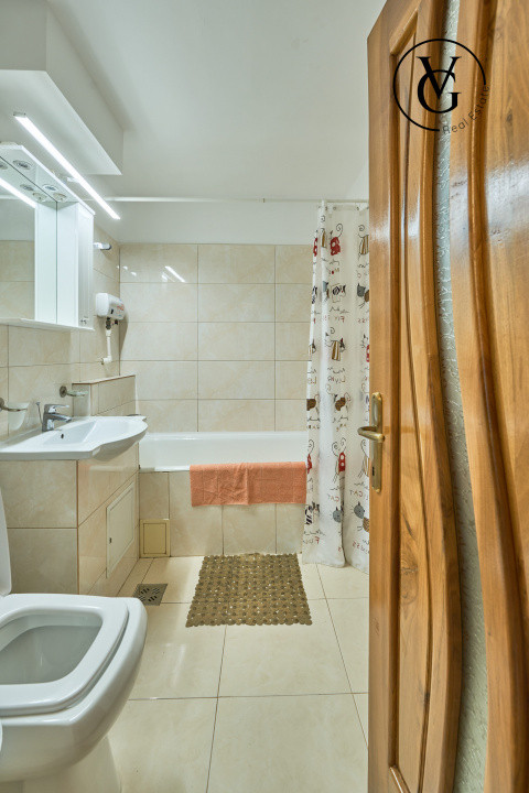 Apartament decomandat | 3 camere | zona Gara | luminos E-V