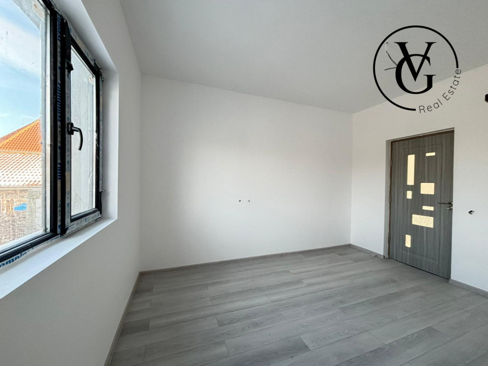 Casa la sol, 4 camere - 269 mp - Navodari