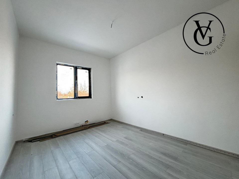 Casa la sol, 4 camere - 269 mp - Navodari