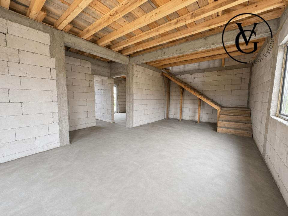 Casa P+M, 300 mp, 5 camere | Lumina | Predare la cheie