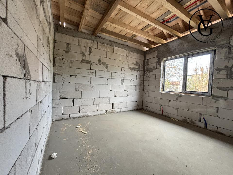 Casa P+M, 300 mp, 5 camere | Lumina | Predare la cheie