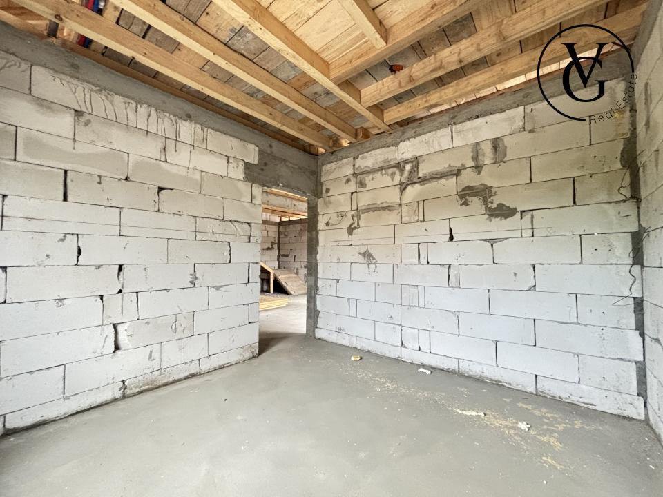Casa P+M, 300 mp, 5 camere | Lumina | Predare la cheie