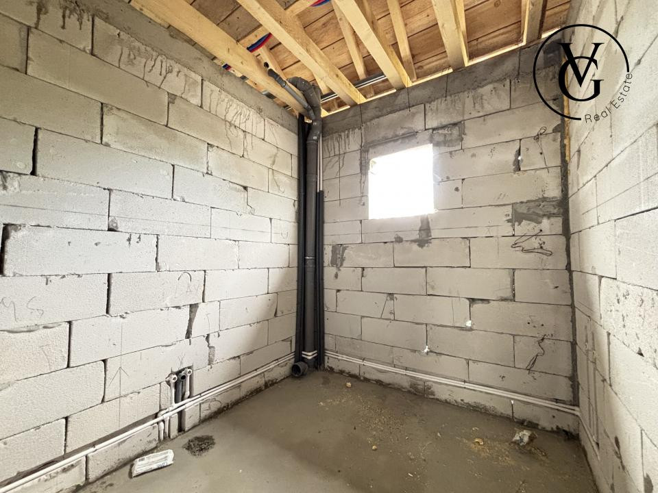 Casa P+M, 300 mp, 5 camere | Lumina | Predare la cheie