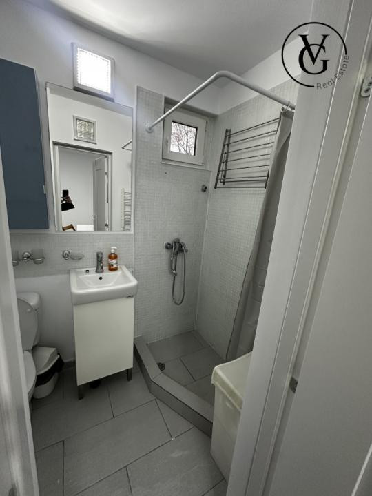 Garsoniera in Primaverii langa Jean Monnet 