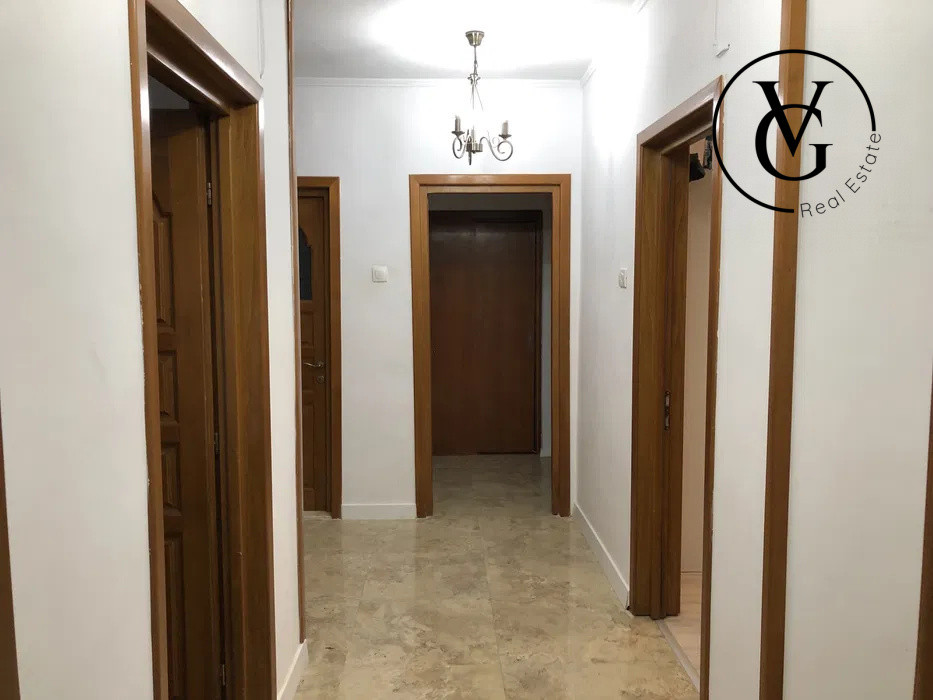 Apartament 4 camere | Curte privata | Loc parcare