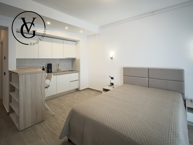 Studio Casa Del Mar -primul rand  la mare -vedere lac si mare 