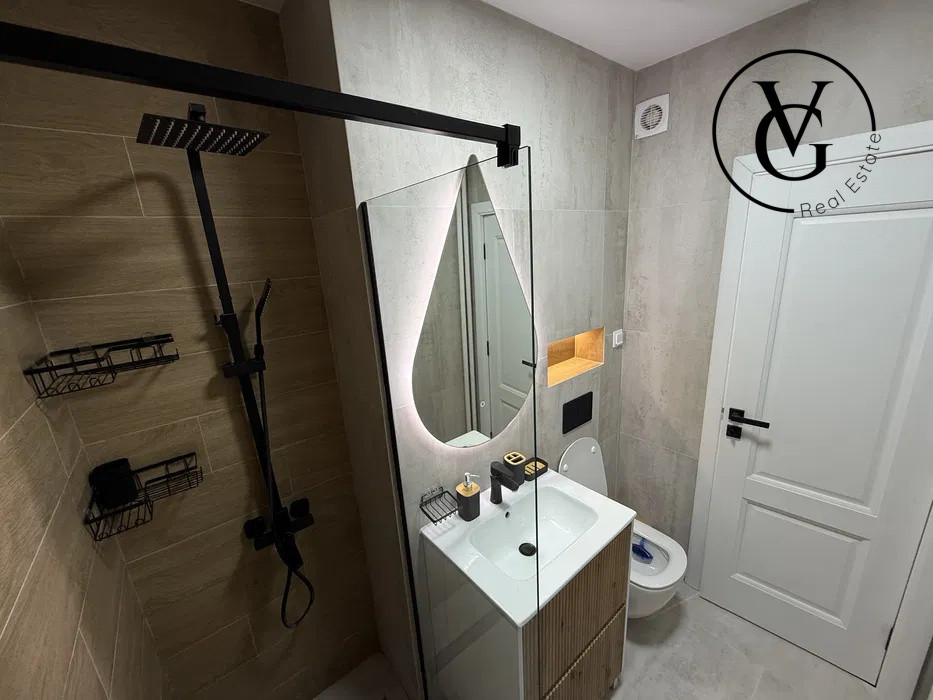 Apartament de 2 camere la 250 m de Metroul 1 Mai