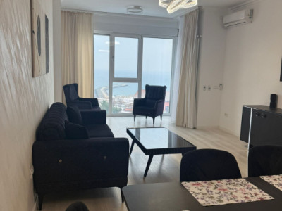 Apartament lux 4 camere - vedere la mare -Faleza Nord 