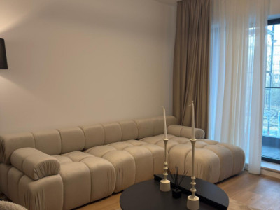 Studio cu vedere la lac Faleza Nord