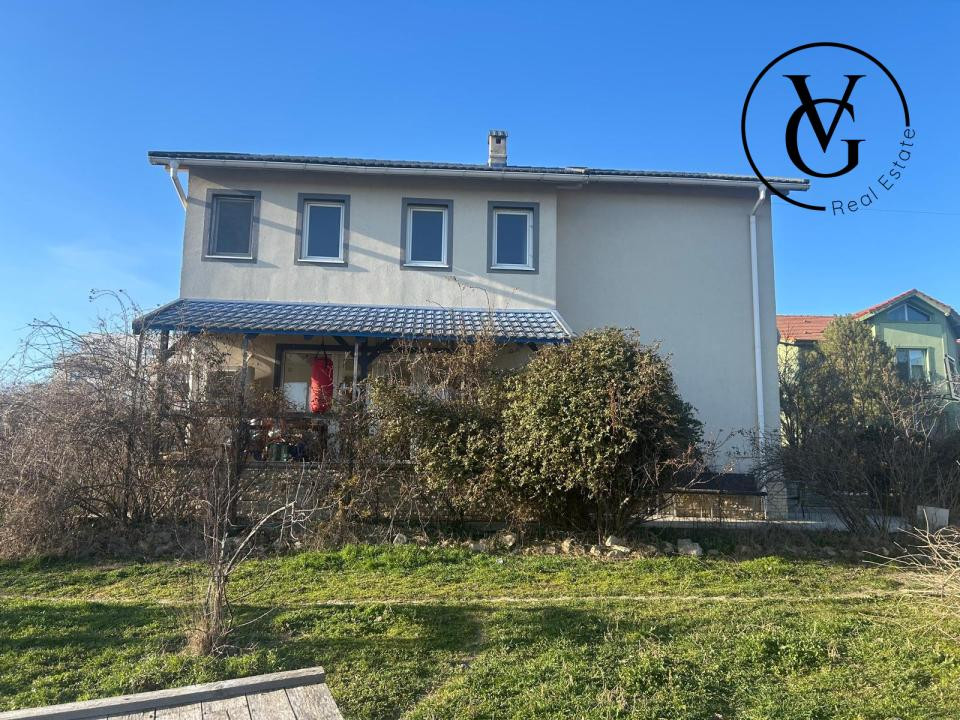Vila 5 camere cu teren generos Hanul cu Peste 