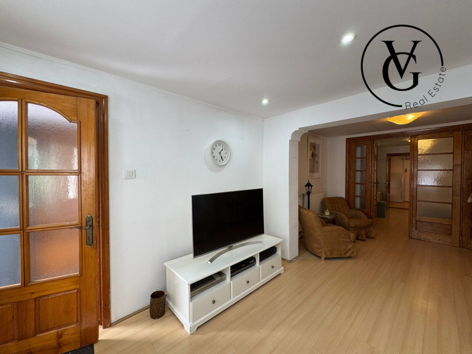 Casa | 3 camere | Domenii