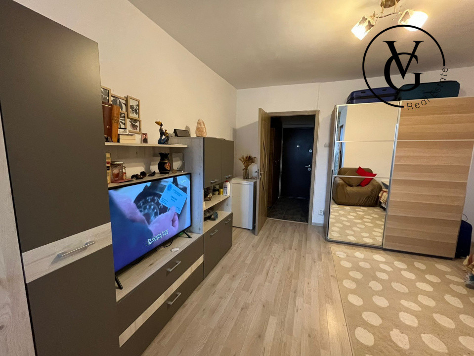 Garsoniera - Titan - Piata Minis