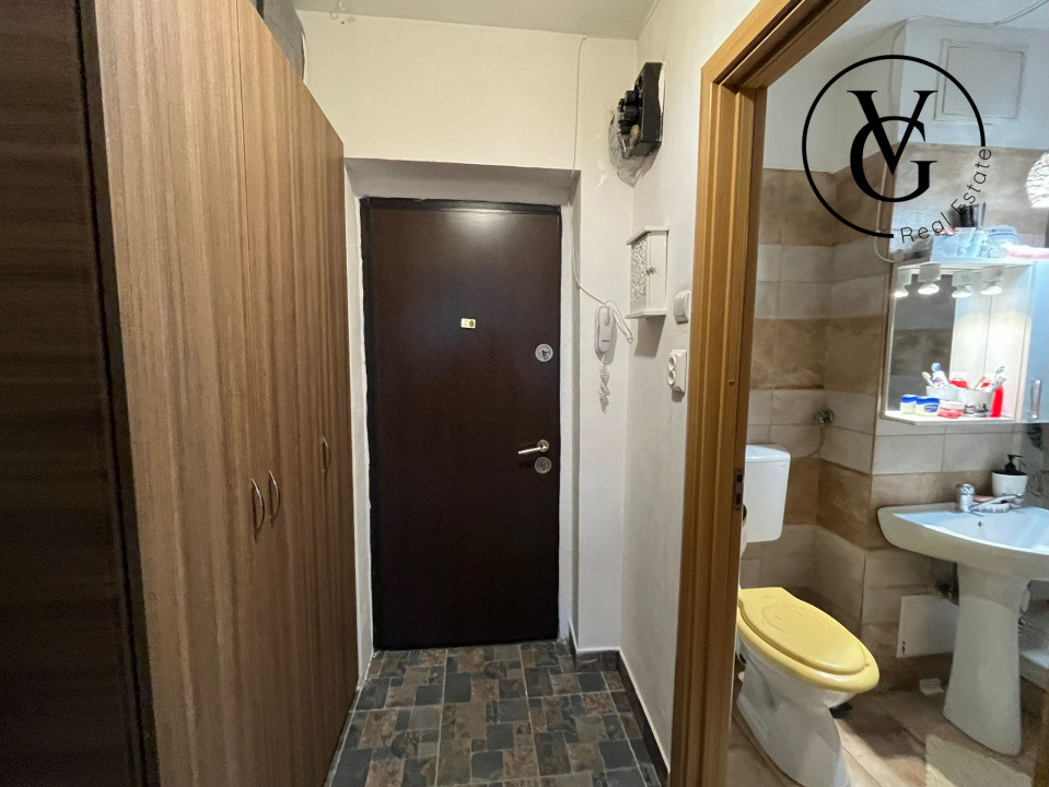 Garsoniera - Titan - Piata Minis