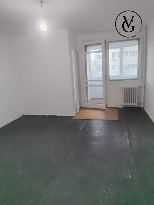 Garsoniera -  1 Decembrie - Costin Georgian