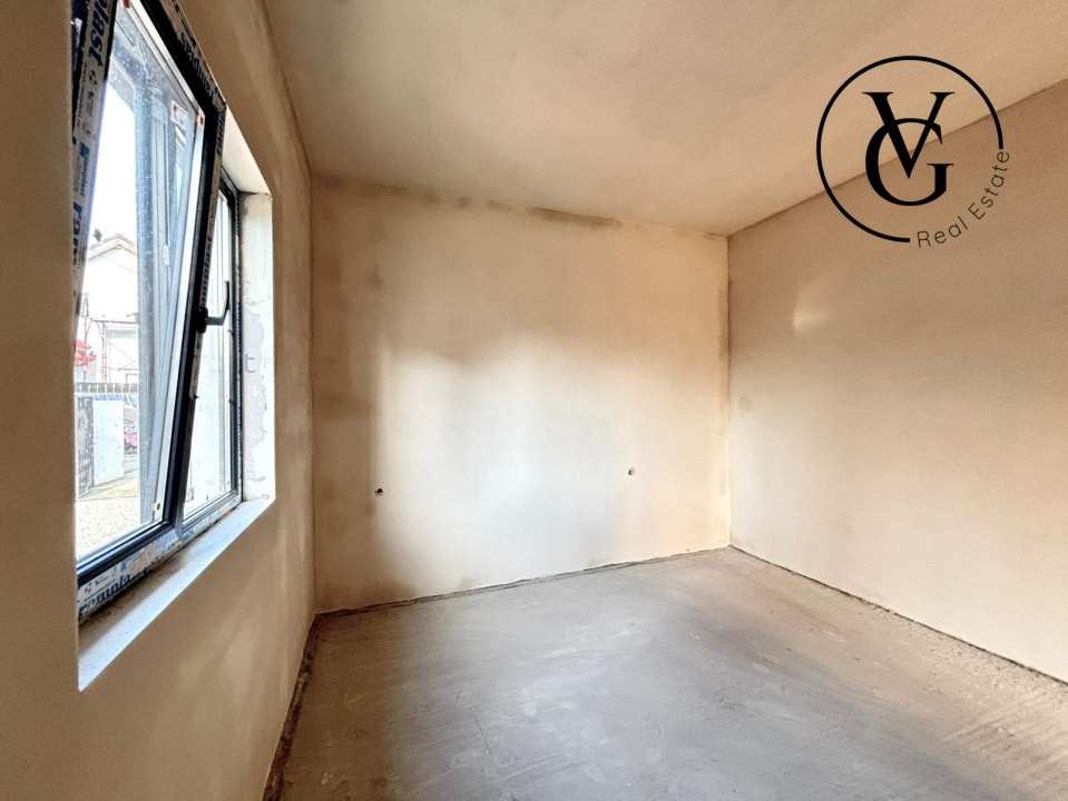 Casa la sol, 4 camere - 195 mp teren -  Navodari - predare la cheie