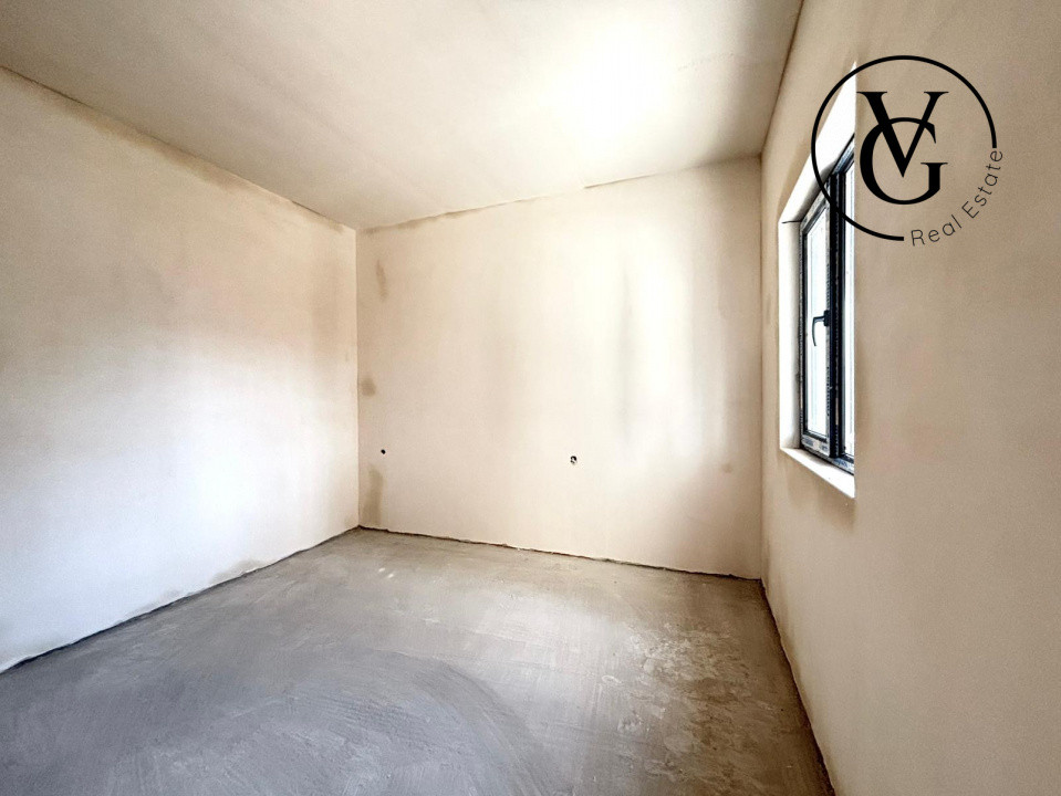 Casa la sol, 4 camere - 195 mp teren -  Navodari - predare la cheie