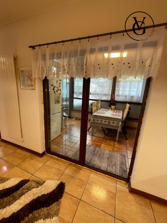 Vila D+P+1E+M  zona L. Pedagogic