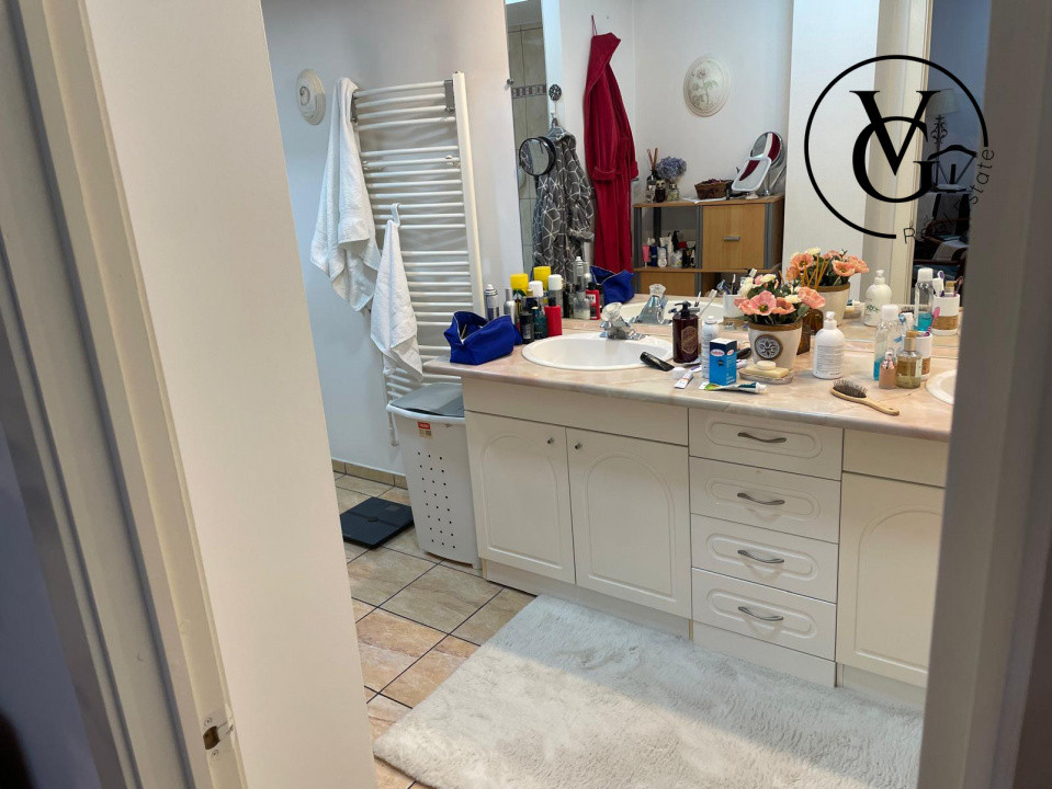 Vila D+P+1E+M  zona L. Pedagogic