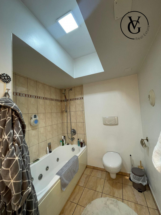 Vila D+P+1E+M  zona L. Pedagogic