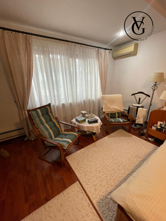 Vila D+P+1E+M  zona L. Pedagogic