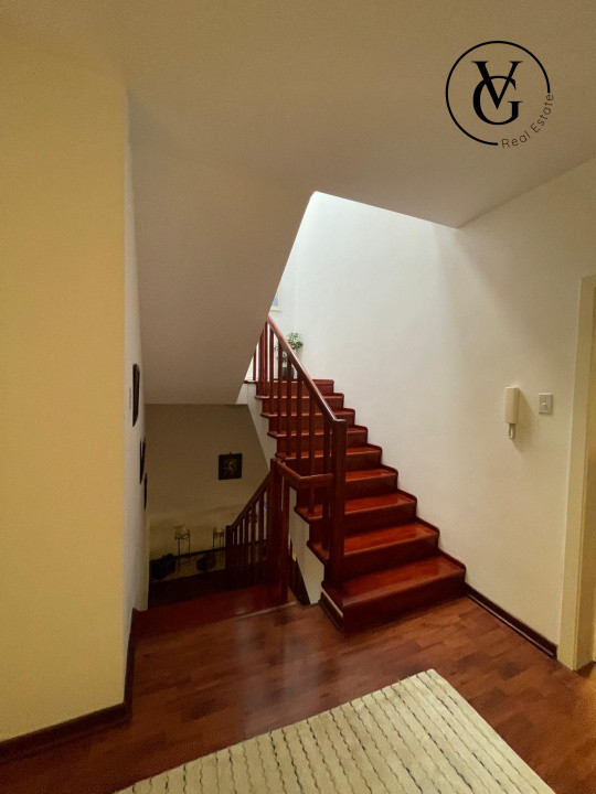 Vila D+P+1E+M  zona L. Pedagogic