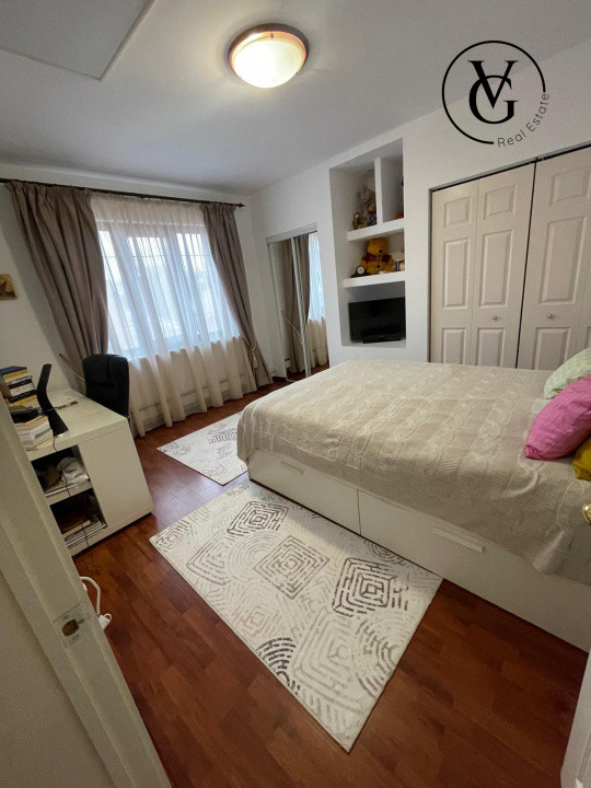 Vila D+P+1E+M  zona L. Pedagogic