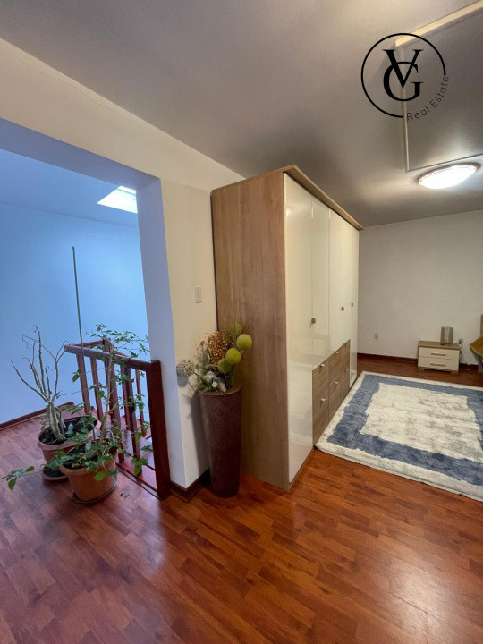 Vila D+P+1E+M  zona L. Pedagogic