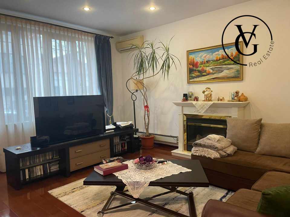 Vila D+P+1E+M  zona L. Pedagogic