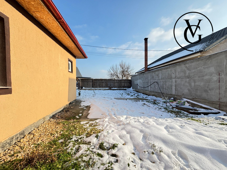 Casa la sol | 3 camere | Lumina | 225mp