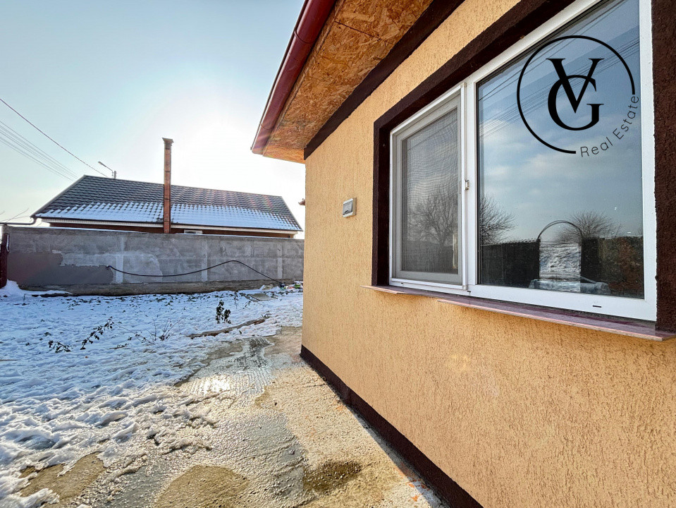 Casa la sol | 3 camere | Lumina | 225mp