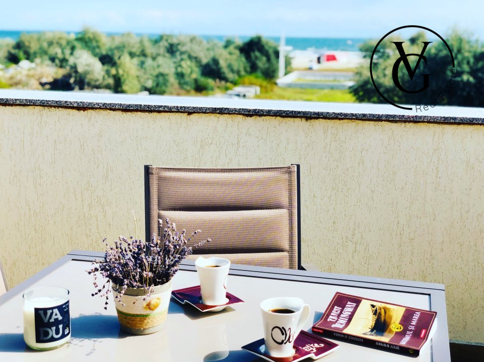 Vila P+2 cu vedere la mare Mamaia Nord / Scoica Land