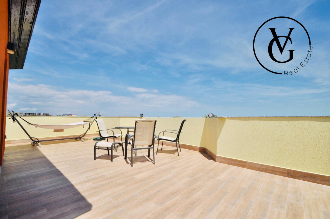 Vila P+2 cu vedere la mare Mamaia Nord / Scoica Land