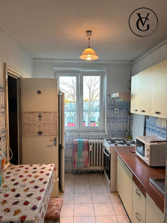 Apartament 3 camere -  1 Decembrie 1918 - Metrou 6 min