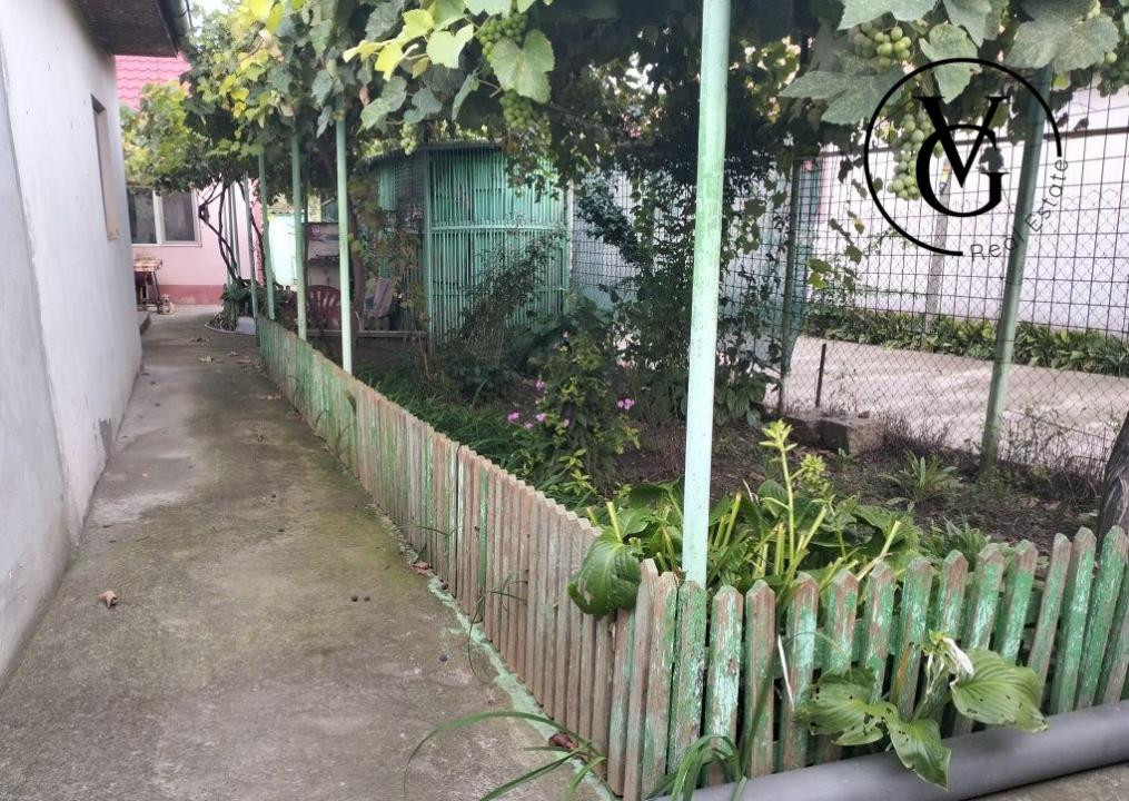 Casa la sol - teren 387 mp - Lumina