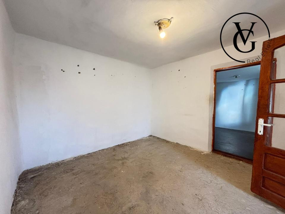 Casa la sol - teren 387 mp - Lumina