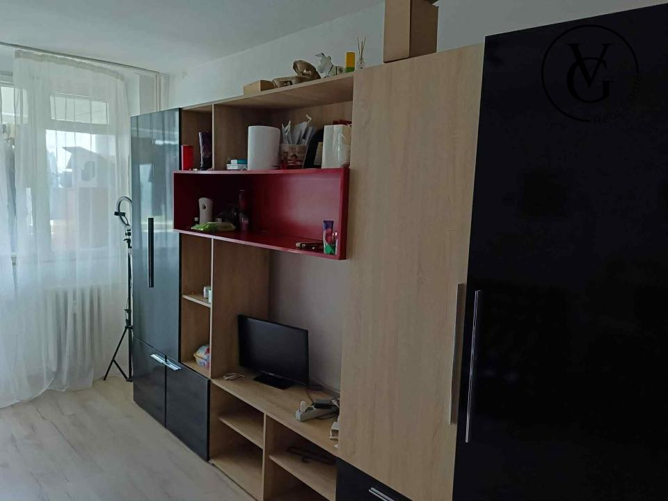 Garsoniera - Piata Minis - Metrou 10 min