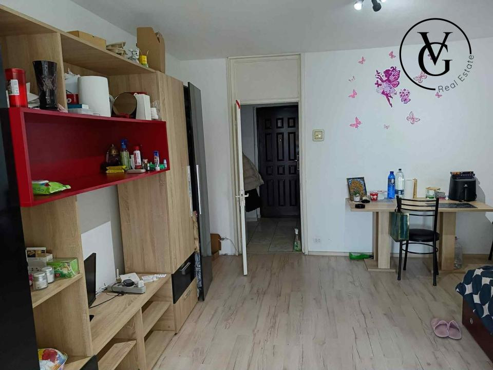 Garsoniera - Piata Minis - Metrou 10 min