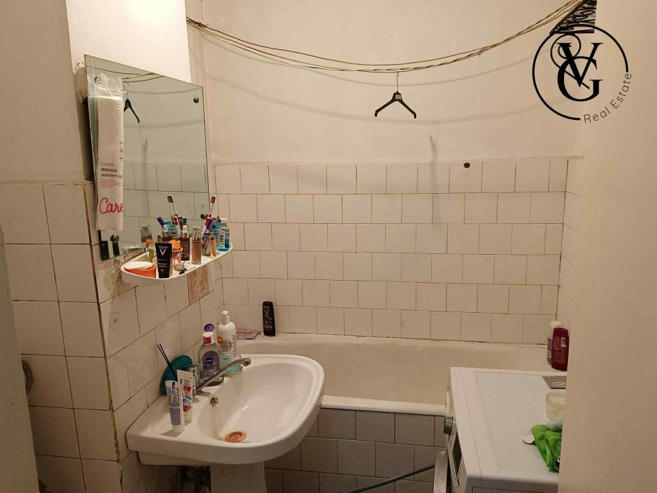 Garsoniera - Piata Minis - Metrou 10 min