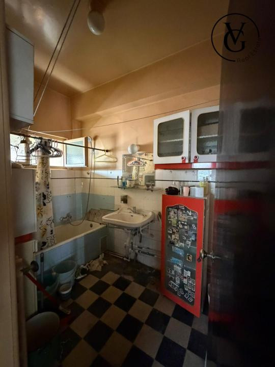 Vilă interbelică Capitale | S+P+1 |  Potențial investiție