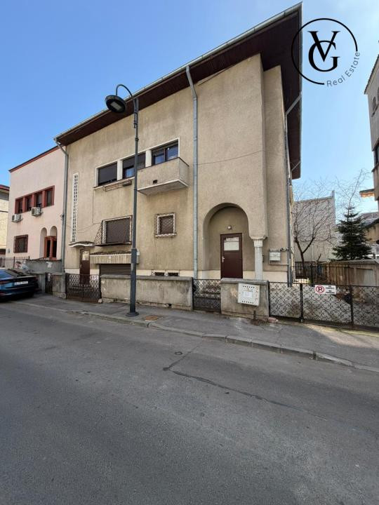 Vilă interbelică Capitale | S+P+1 |  Potențial investiție