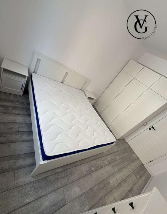 decomandat, NOU, 2 bai , parcare subterana, Apărătorii Patriei