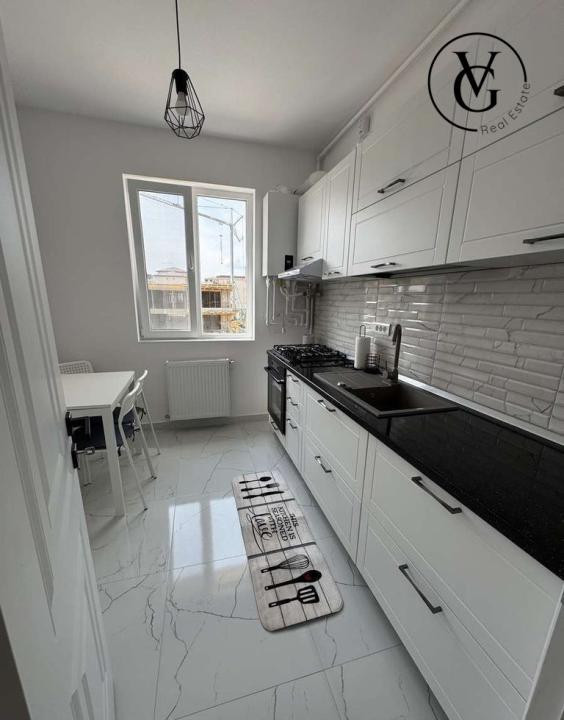 decomandat, NOU, 2 bai , parcare subterana, Apărătorii Patriei